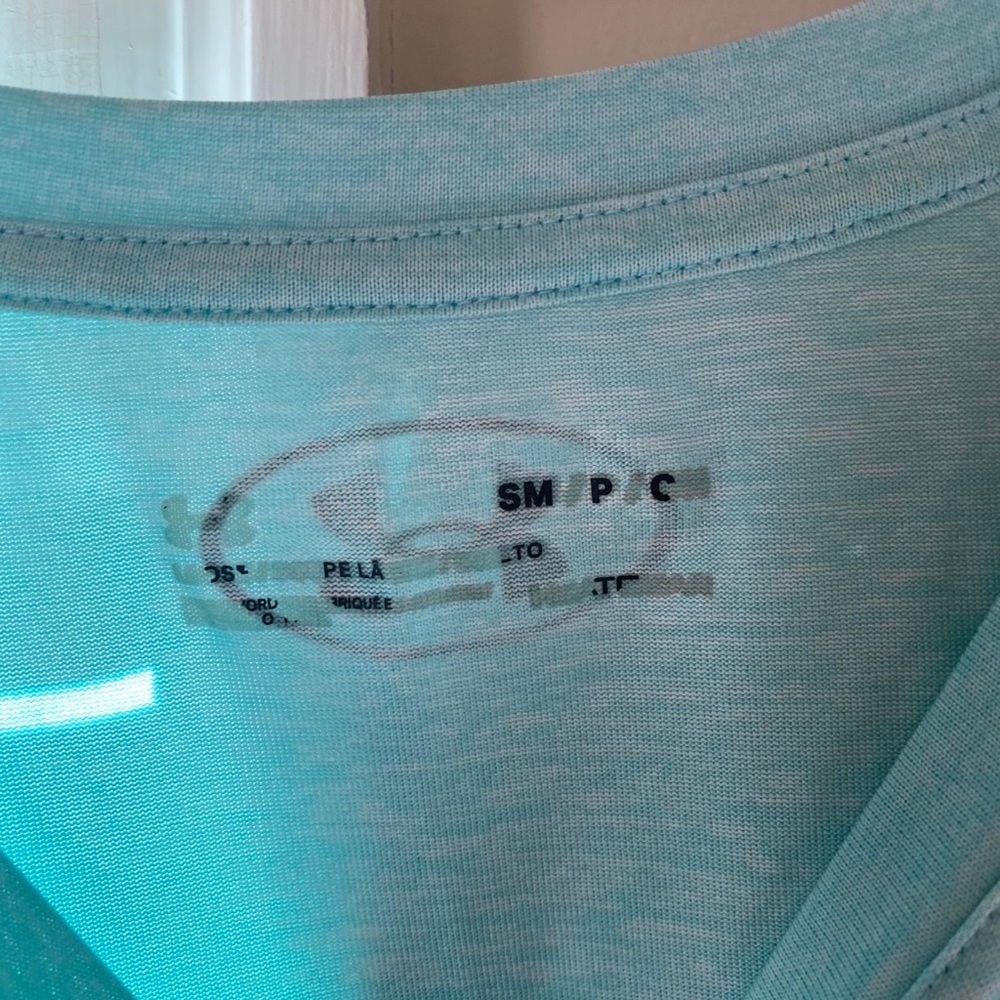 Top - Picture 2 of 3